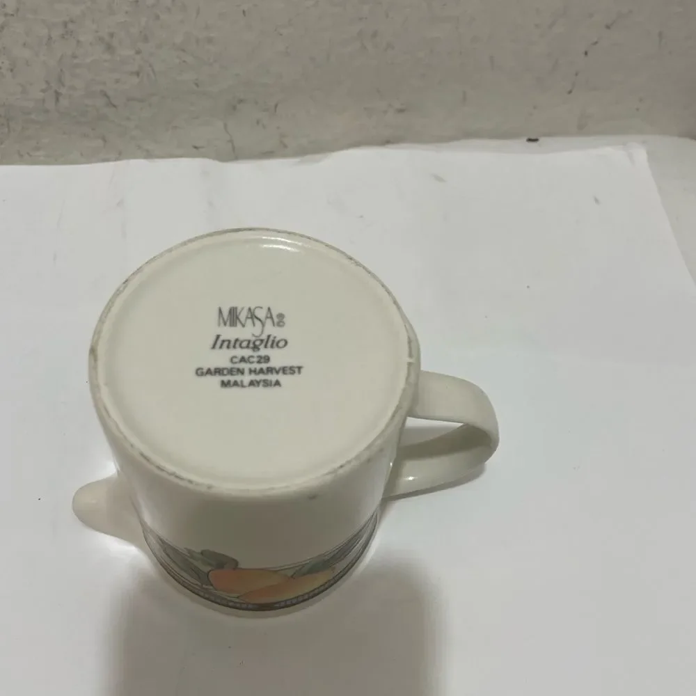 Mikasa Intaglio GARDEN HARVEST Creamer 3.5